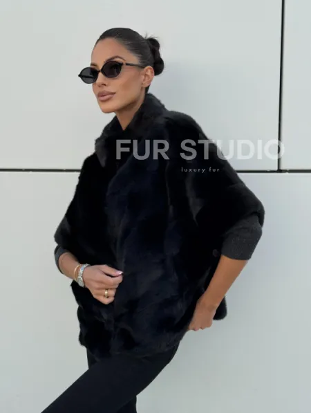 Курточка-жилет трансформер из меха норки с капюшоном - фото 10