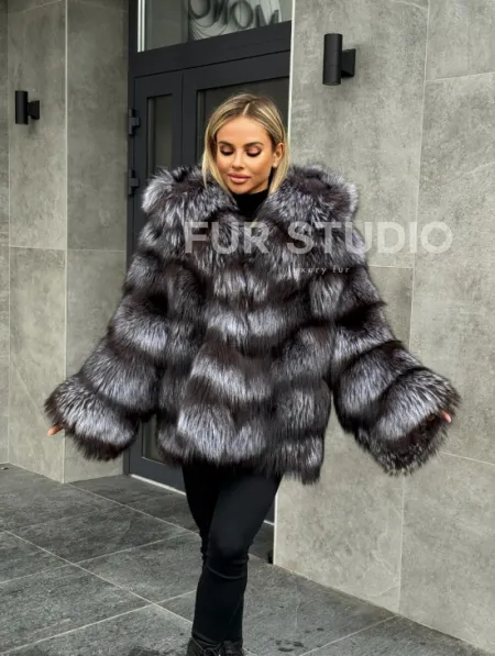 Шуба натуральная из чернобурки с капюшоном - фото 22