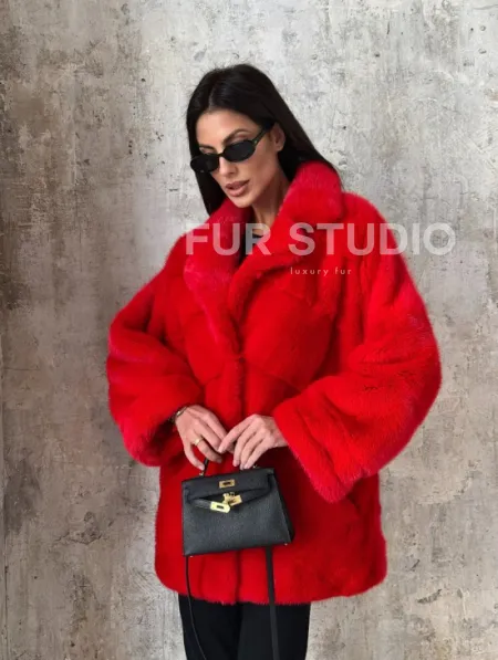 Красный полушубок из натурального меха норки - фото 9
