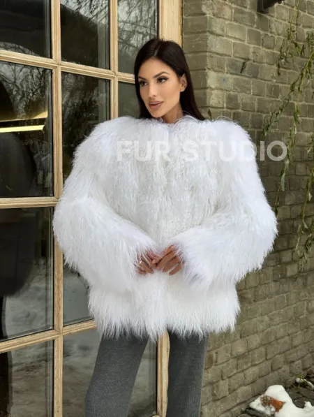 Шуба белая из меха ламы без воротника - фото 8