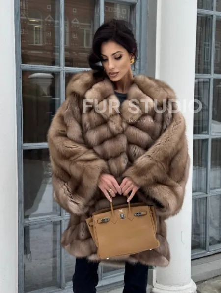 Шуба из меха куницы «летучая мышь» - фото 9