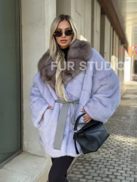 Шуба из норки короткая с куницей воротник - фото 9