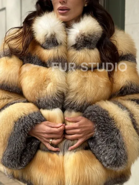 Полушубок из меха лисы Golden-grey fox стойка воротник - фото 1