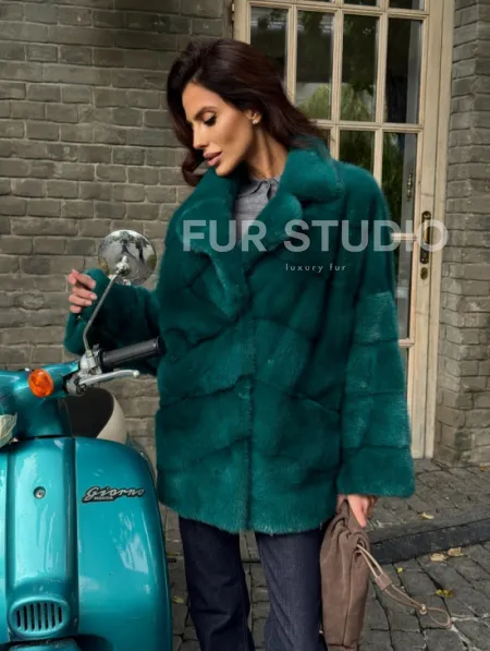 Полушубок норковый - цвет изумруд - фото 9