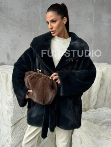Шуба норковая летучая мышь с капюшоном - фото 0