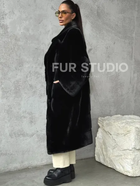 Черная шуба из меха норки SAGA FURS - фото 4