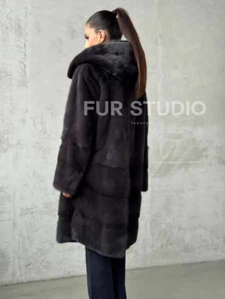 Женская норковая шуба с капюшоном - фото 6