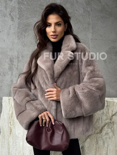 Короткая женская норковая шуба - фото 0