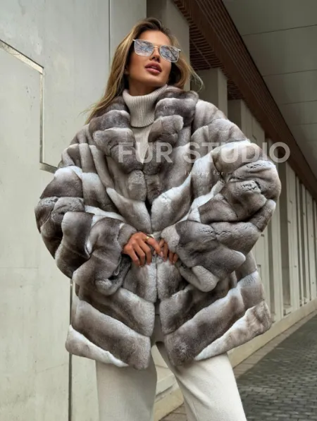 Шуба из меха шиншиллового кролика PREMIUM COLLECTION - фото 8