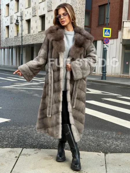 Шуба норковая женская с капюшоном куница - фото 7