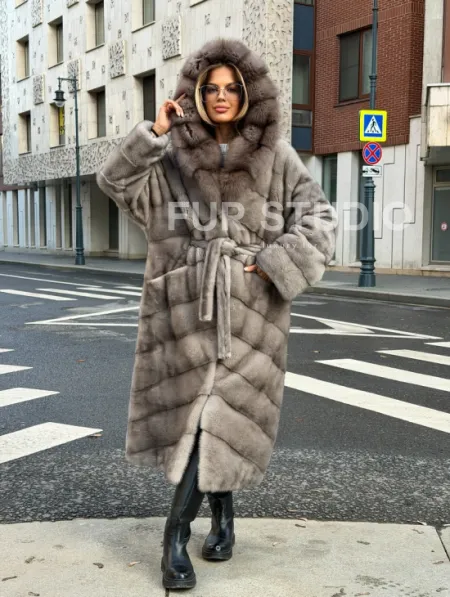 Шуба норковая женская с капюшоном куница - фото 14