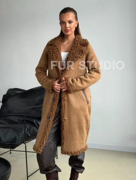 Коричневая двухсторонняя дубленка из экомеха - фото 7