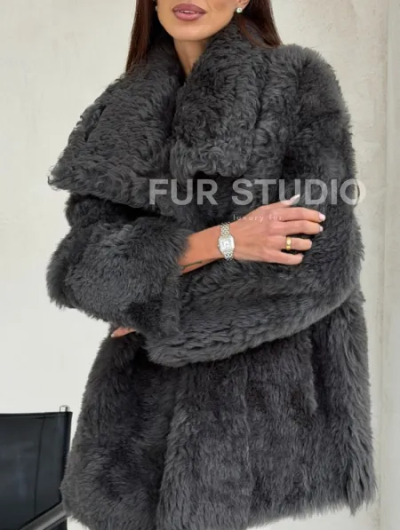 Серая дубленка из тиградо - фото 4