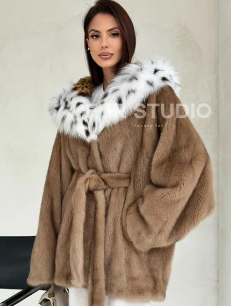 Шуба норковая пастель в роспуск с капюшоном под рысь - фото 4