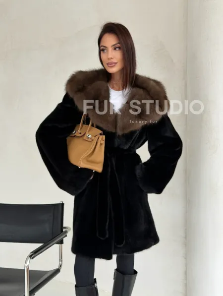 Черная норковая шуба средней длины - капюшон куница - фото 12