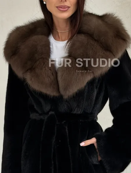 Черная норковая шуба средней длины - капюшон куница - фото 1
