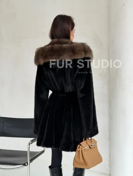 Черная норковая шуба средней длины - капюшон куница - фото 13