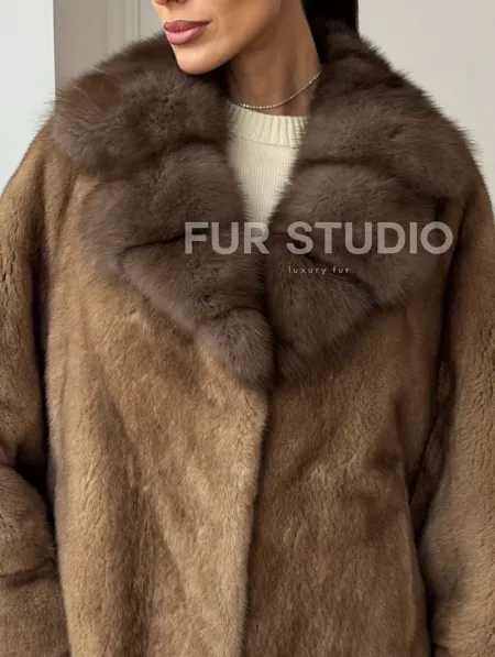 Норковый полушубок с воротником куницы 70 см - фото 1