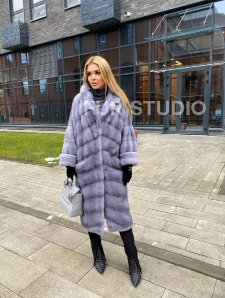 Шуба из меха голубой норки, фасон кимоно - фото 4