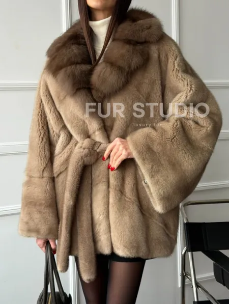 Pastel шуба летучая мышь - воротник куница - фото 4