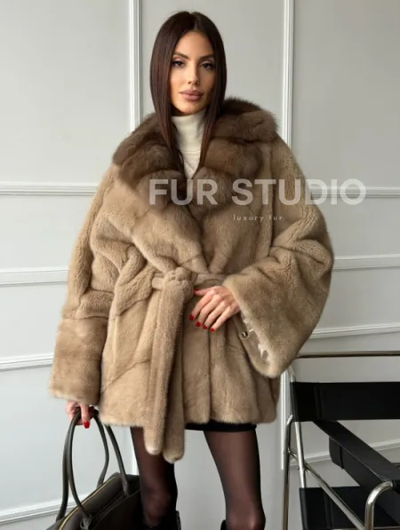 Pastel шуба летучая мышь - воротник куница - фото 9