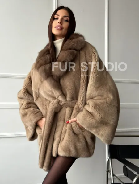 Pastel шуба летучая мышь - воротник куница - фото 10