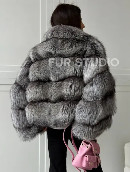 Полушубок из натурального меха чернобурки - фото 6