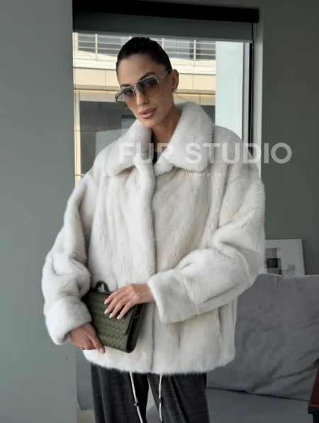 Модная женская норковая куртка - фото 14