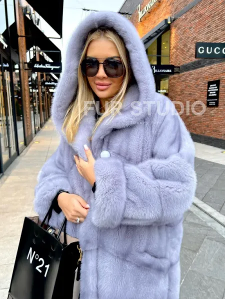 Шикарная норковая шуба с капюшоном - цвет сапфир - фото 1