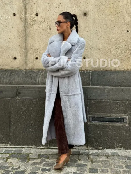 Голубая шуба из плюшевой норки “Velvet” - фото 13