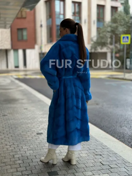 Шуба халат из меха норки - цвет электрик - фото 4