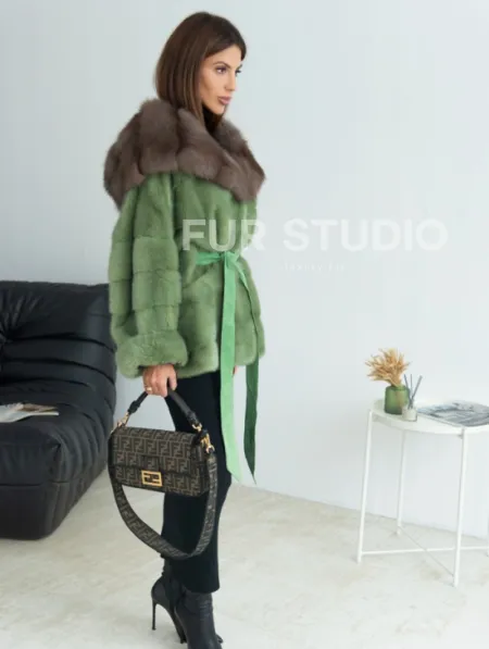 Пончо норковое с капюшоном куница - цвет оливковый - фото 3