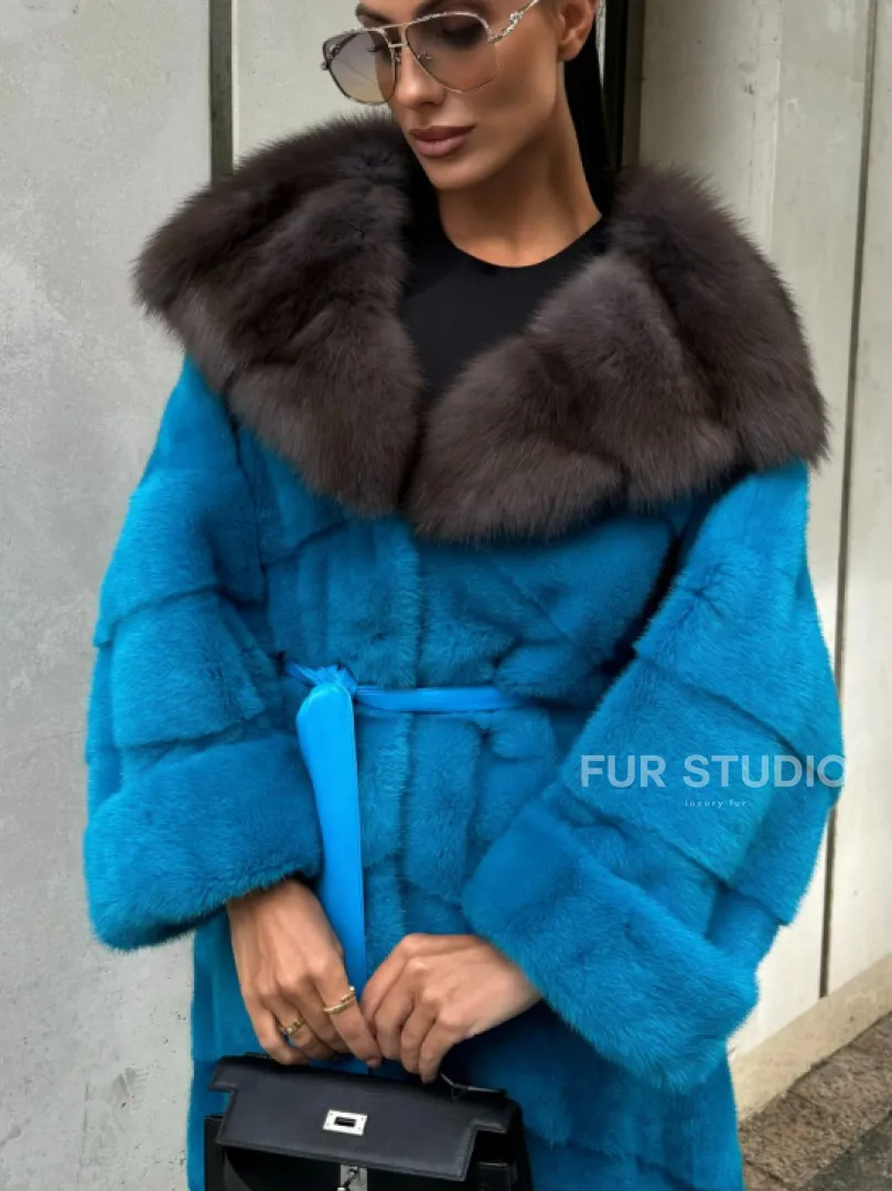 Шуба норковая с капюшоном из меха куницы - цвет тиффани - фото 3