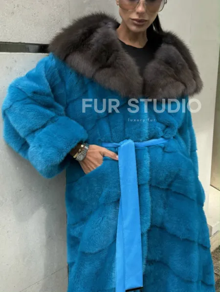Шуба норковая с капюшоном из меха куницы - цвет тиффани - фото 1