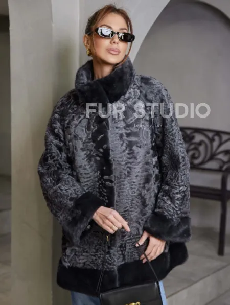 Шуба каракульча стойка воротник норка - цвет графит - фото 0