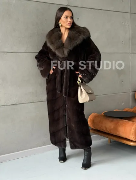 Шуба норковая с капюшоном из меха куницы - цвет уголь - фото 6