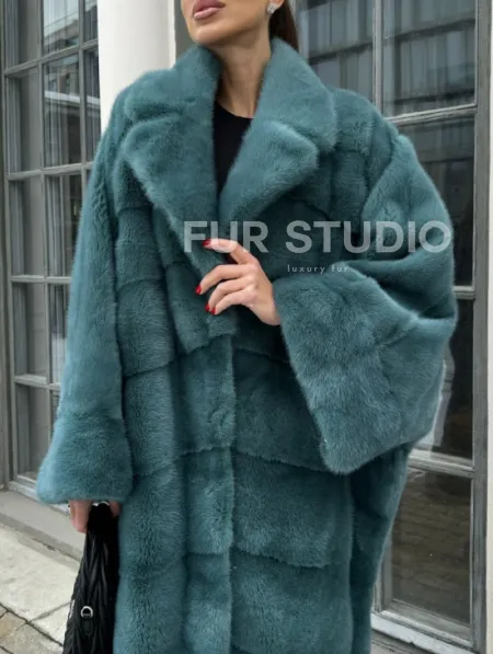 Шуба из меха норки в стиле Oversize - цвет тиффани - фото 2