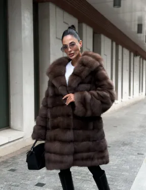 Шуба из меха куницы с капюшоном цвет трюфель - фото 0