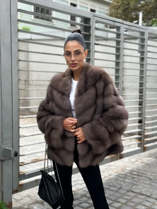 Меховой жакет - шуба из куницы цвет трюфель - фото 0