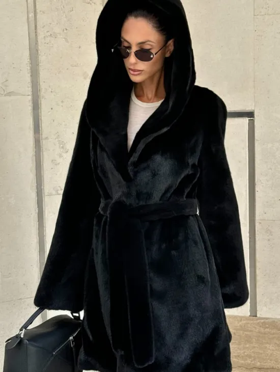 Черная шуба с капюшоном из меха норки BlackGlama - роспуск - фото 0