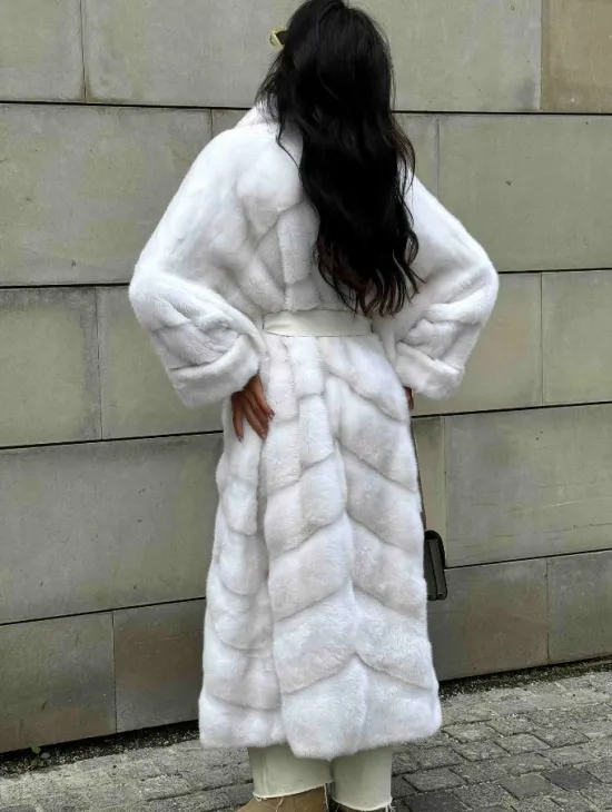 Светлая норковая шуба с английским воротом - цвет паломино - фото 8