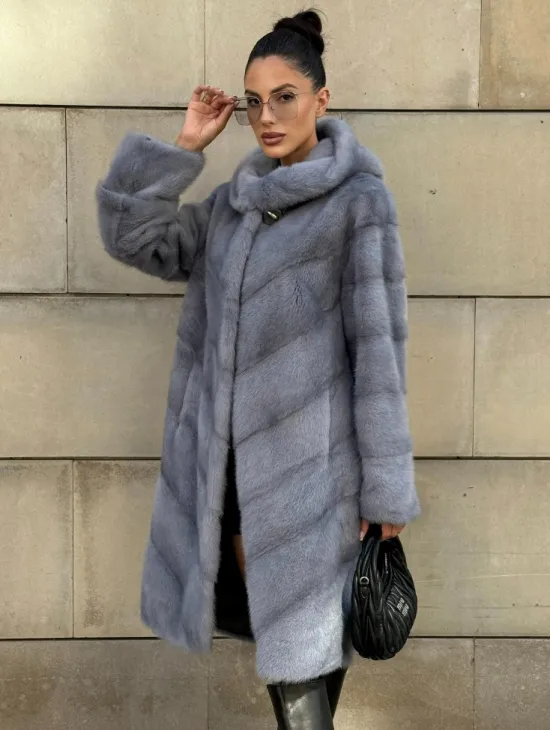 Шуба midi из меха норки с капюшоном, рукава трансформер - фото 0