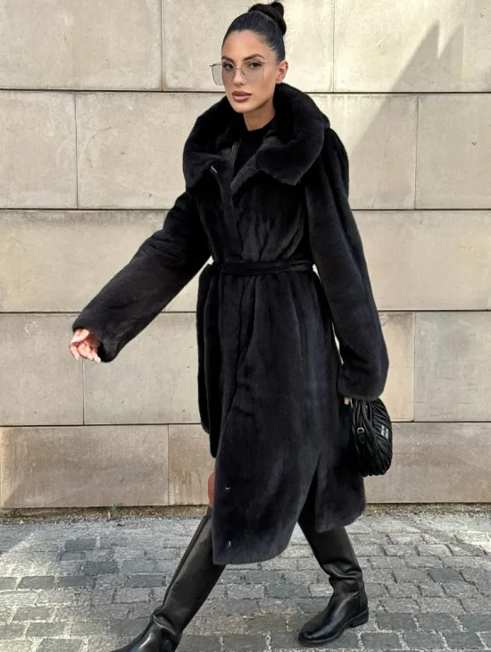 Шуба из меха импортной норки NAFA с капюшоном, цвет темный графит - фото 9