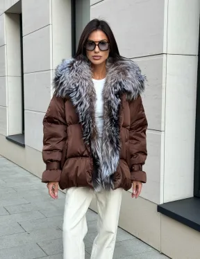 Женский зимний пуховик с мехом чернобурки - фото 7