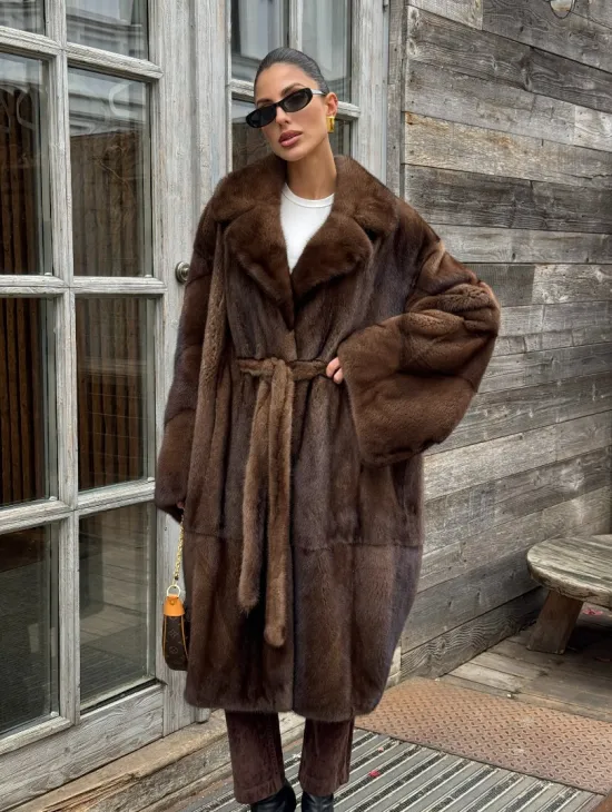 Шуба - кимоно Chic Fashion из норки орех с английским воротником - фото 7