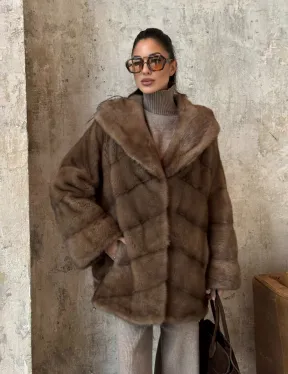 Укороченная норковая шуба с капюшоном из норки - фото 8