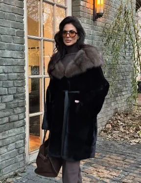 Норковая шуба Blackglama с капюшоном из меха куницы - фото 0