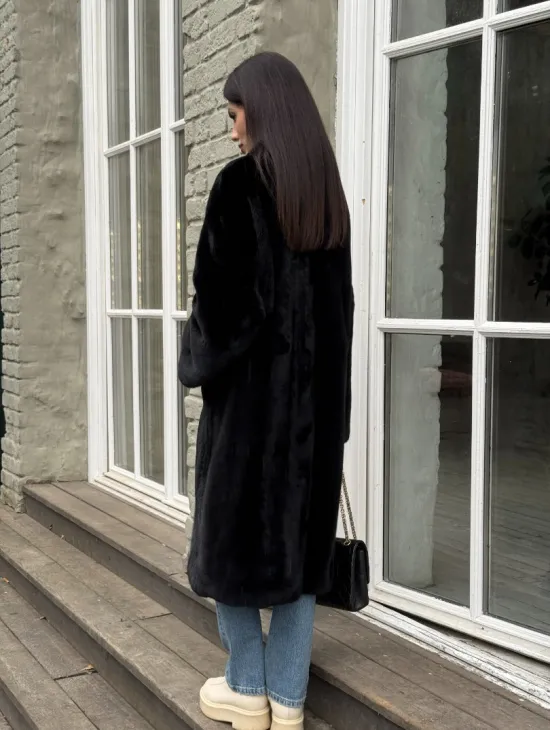 Шуба из норки Black в классической выкладке с воротником стойка-шаль - фото 8