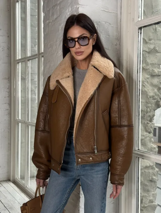 Дубленка женская «Oversize style» со спущенным плечом - цвет виски - фото 5