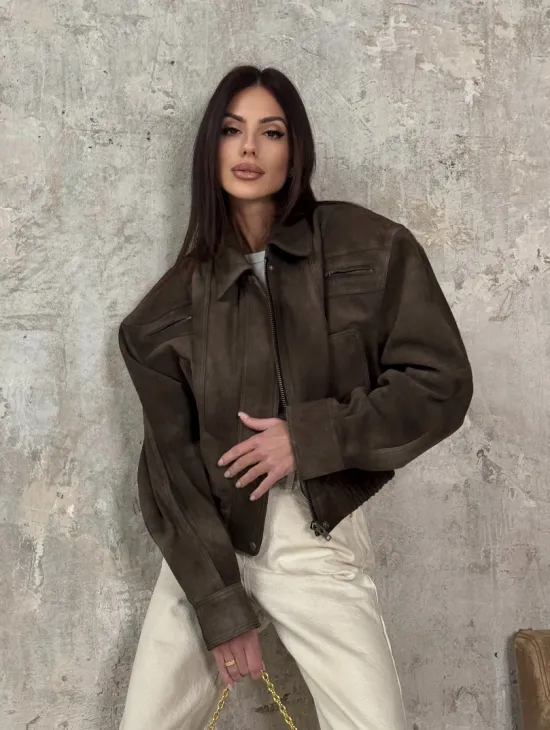 Современный кроп - бомбер из натуральной замши - фото 0